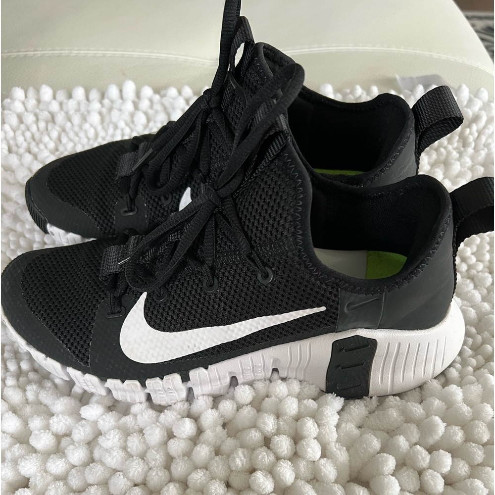 Nike Free Metcon 5 (women’s)